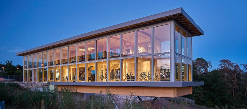 Architektonisch ein Highlight, das STORCK-Concept-Store - errichtet in Holzfertigbauweise
